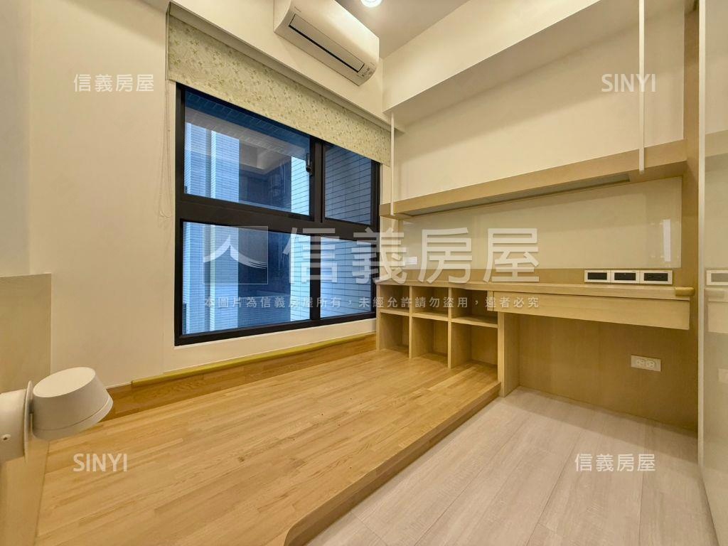 東橋滙世界美妝三房平車房屋室內格局與周邊環境