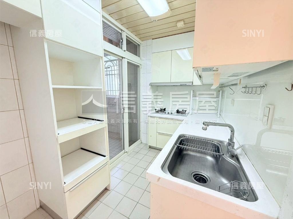 崇德隆盛Ｃ區三房美邸房屋室內格局與周邊環境
