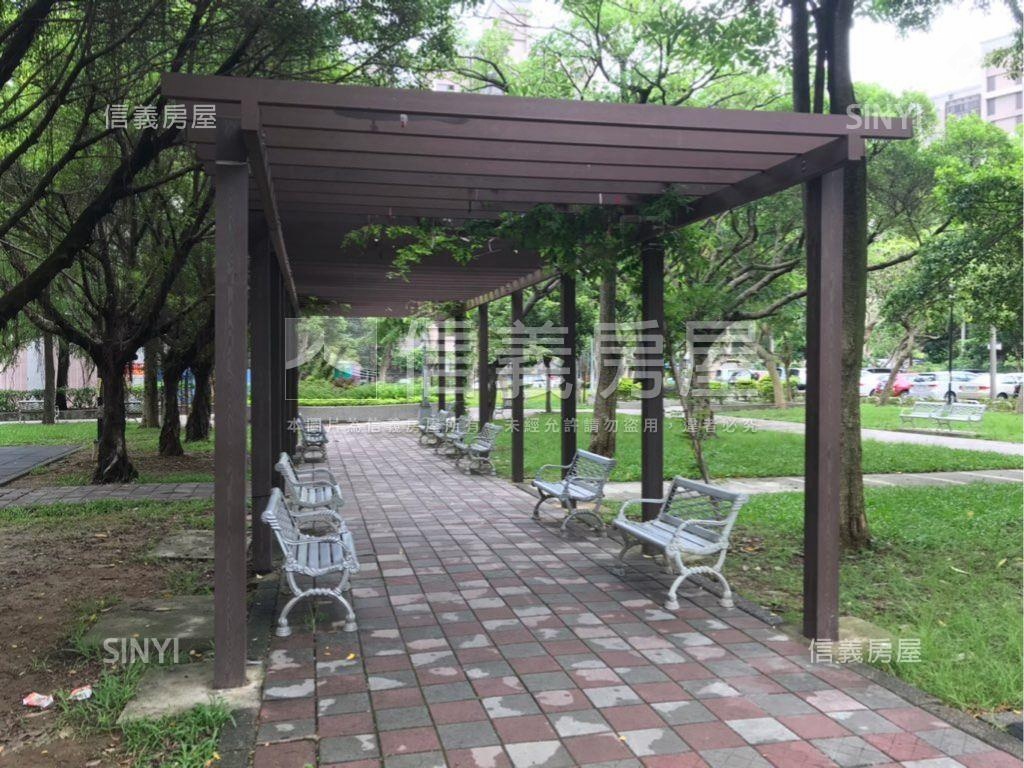 近復旦高中金店面房屋室內格局與周邊環境