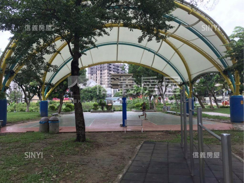 近復旦高中金店面房屋室內格局與周邊環境