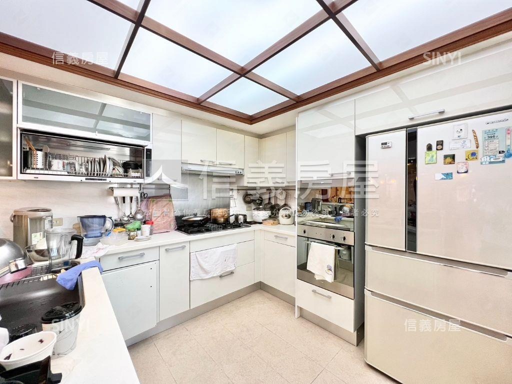 幸安金華★一層兩戶看樹海房屋室內格局與周邊環境