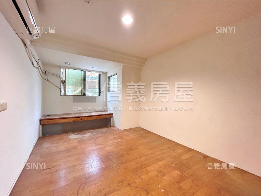 昌平新莊三房車位房屋室內格局與周邊環境