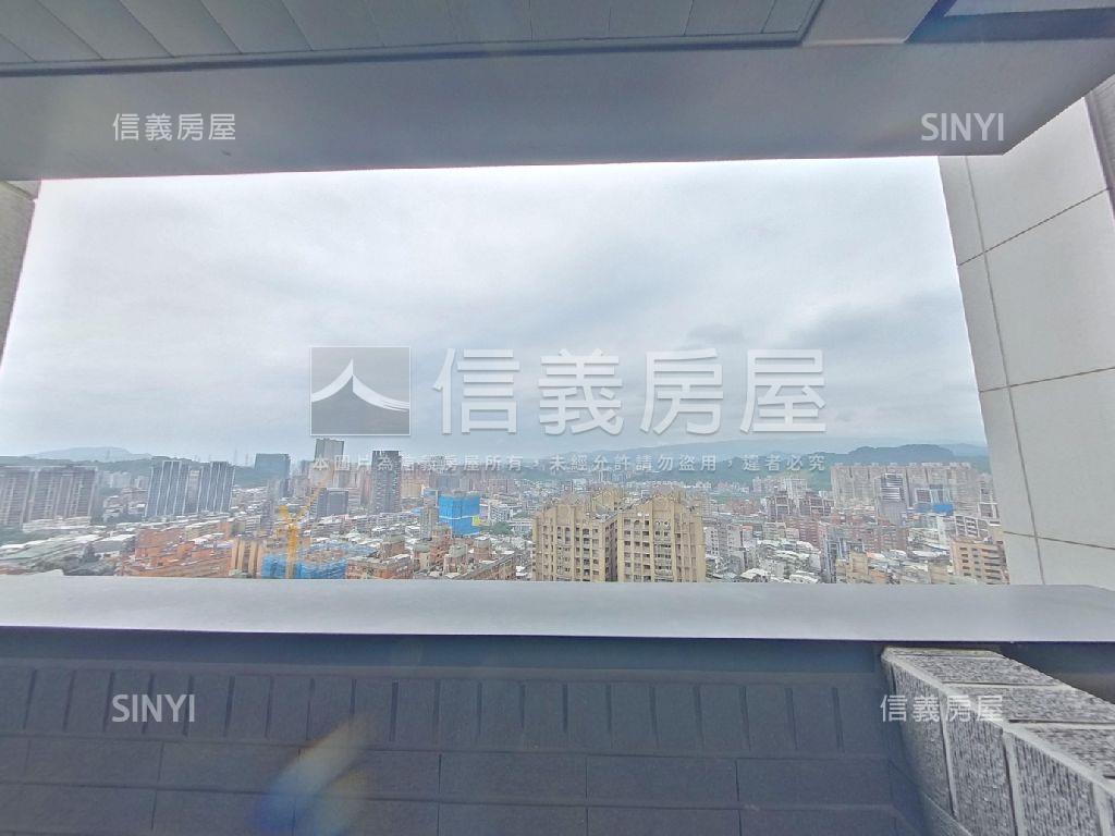 哲人次高樓景觀２房房屋室內格局與周邊環境