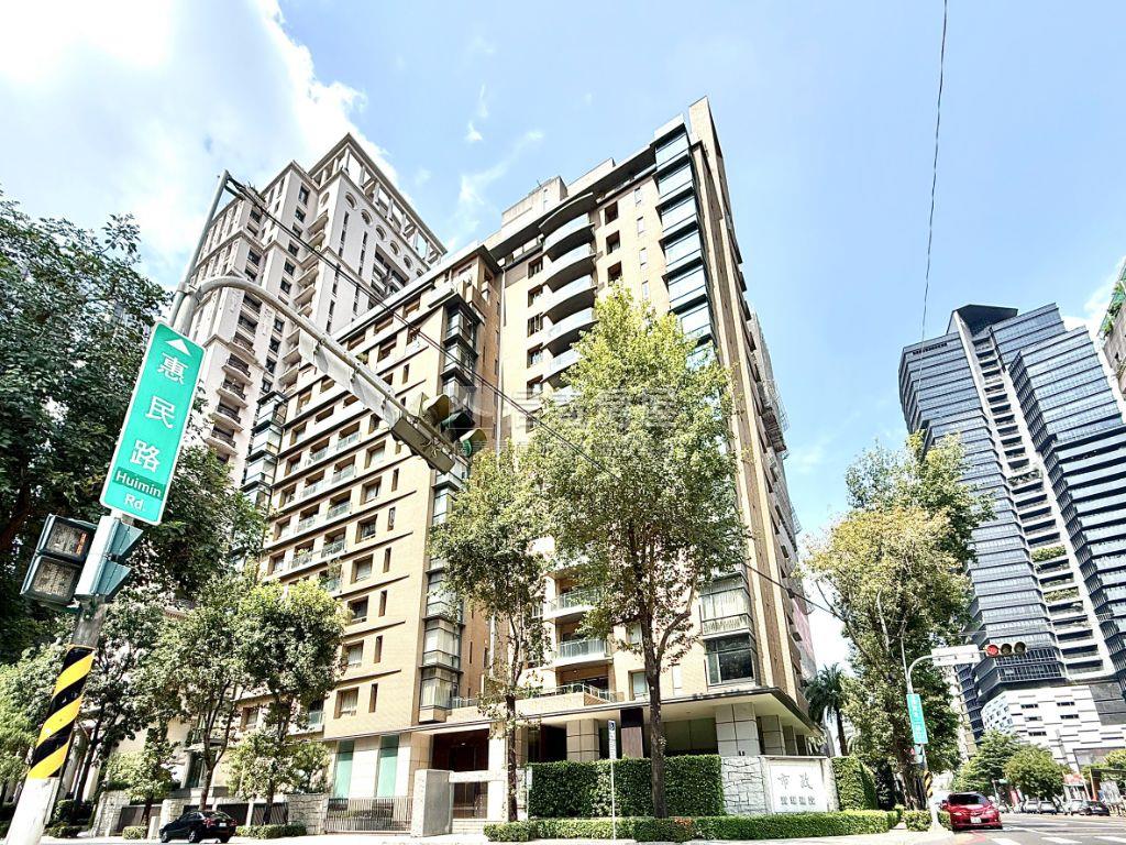 寶輝市政七期歌劇院景觀房屋室內格局與周邊環境