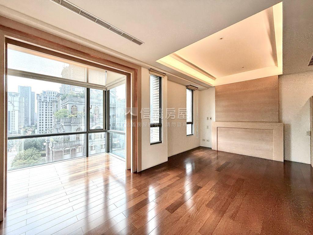 寶輝市政七期歌劇院景觀房屋室內格局與周邊環境