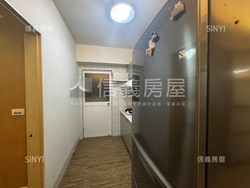 八美仙境三房平車房屋室內格局與周邊環境