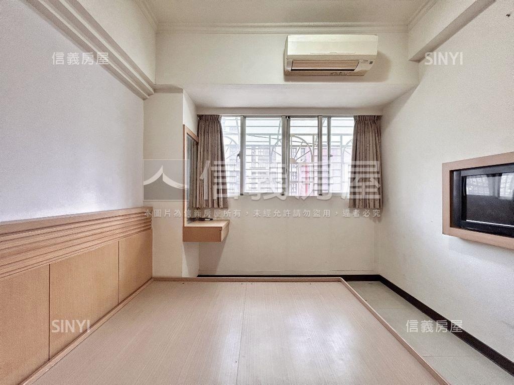 十八甲得家堡三房車位房屋室內格局與周邊環境