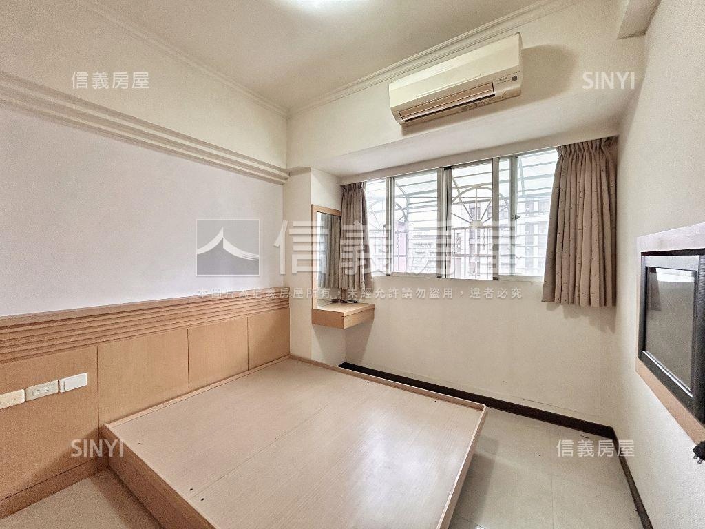 十八甲得家堡三房車位房屋室內格局與周邊環境