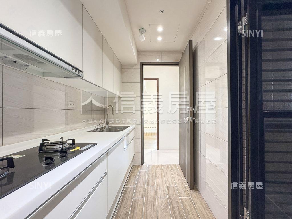 富宇擎天２３樓三房視野戶房屋室內格局與周邊環境