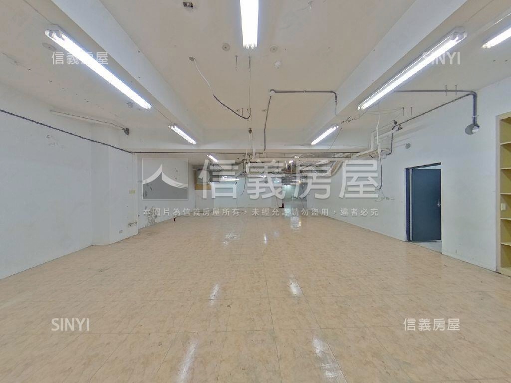 車道可直達景美金棧地下室房屋室內格局與周邊環境