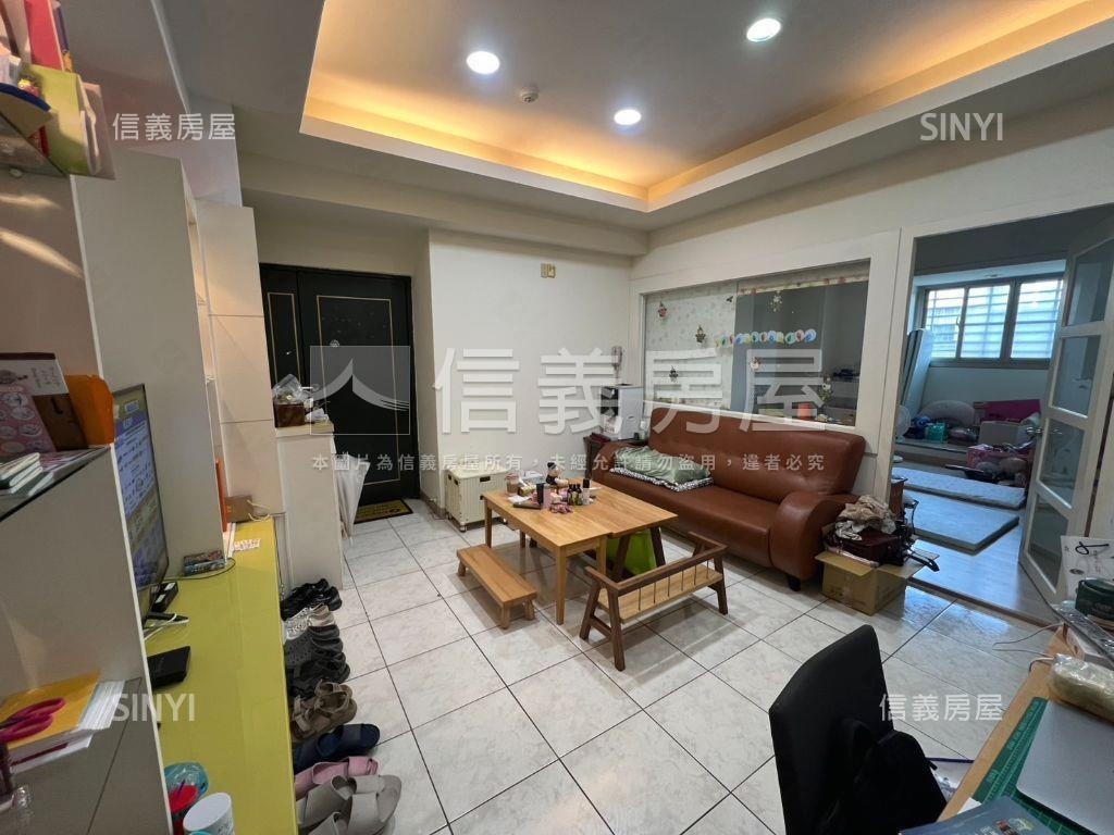 東方紐約三房車位房屋室內格局與周邊環境