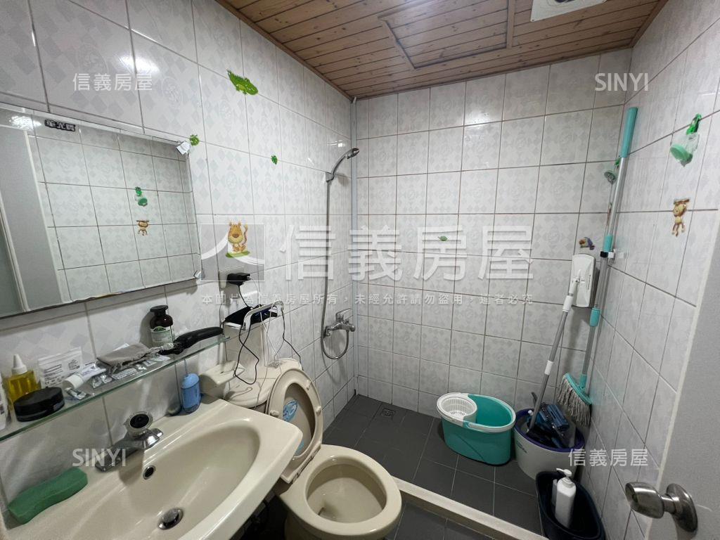 東方紐約三房車位房屋室內格局與周邊環境