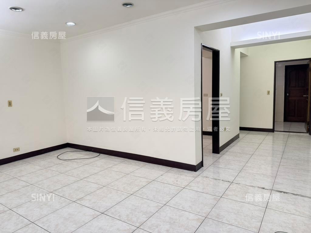 面光榮國小公寓房屋室內格局與周邊環境