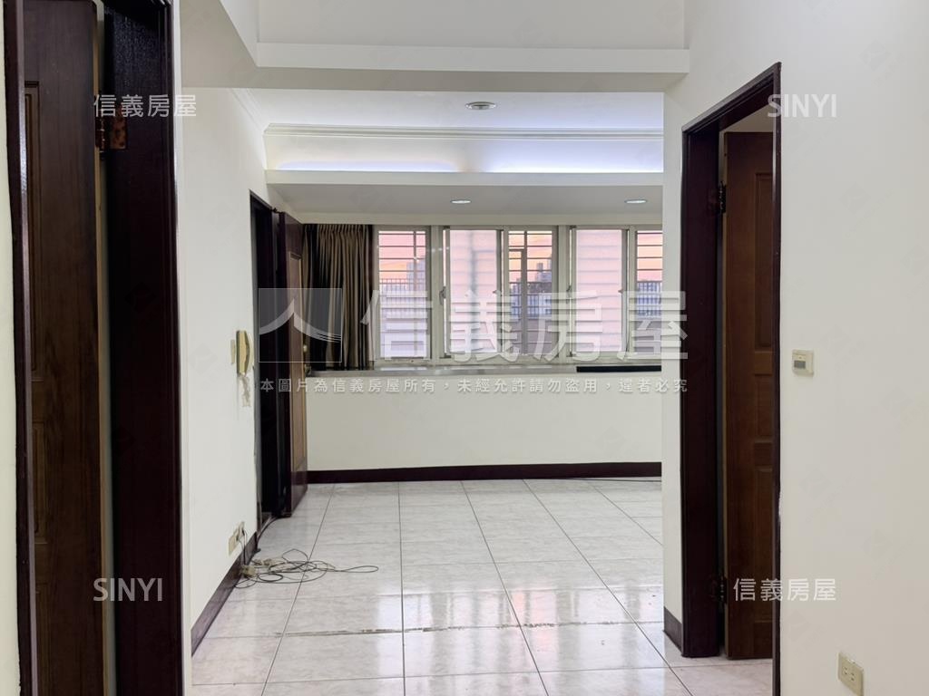 面光榮國小公寓房屋室內格局與周邊環境