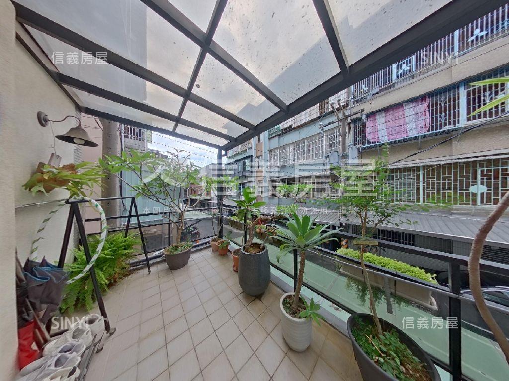 三德街豪邸二樓房屋室內格局與周邊環境