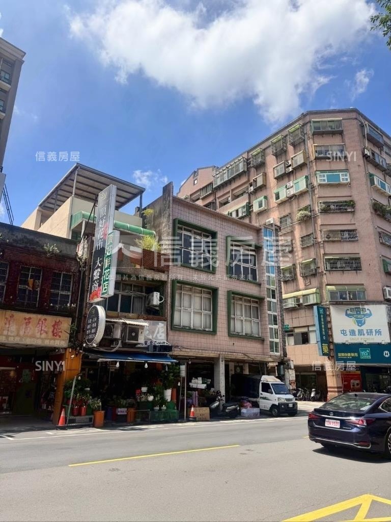 中山路透天房屋室內格局與周邊環境