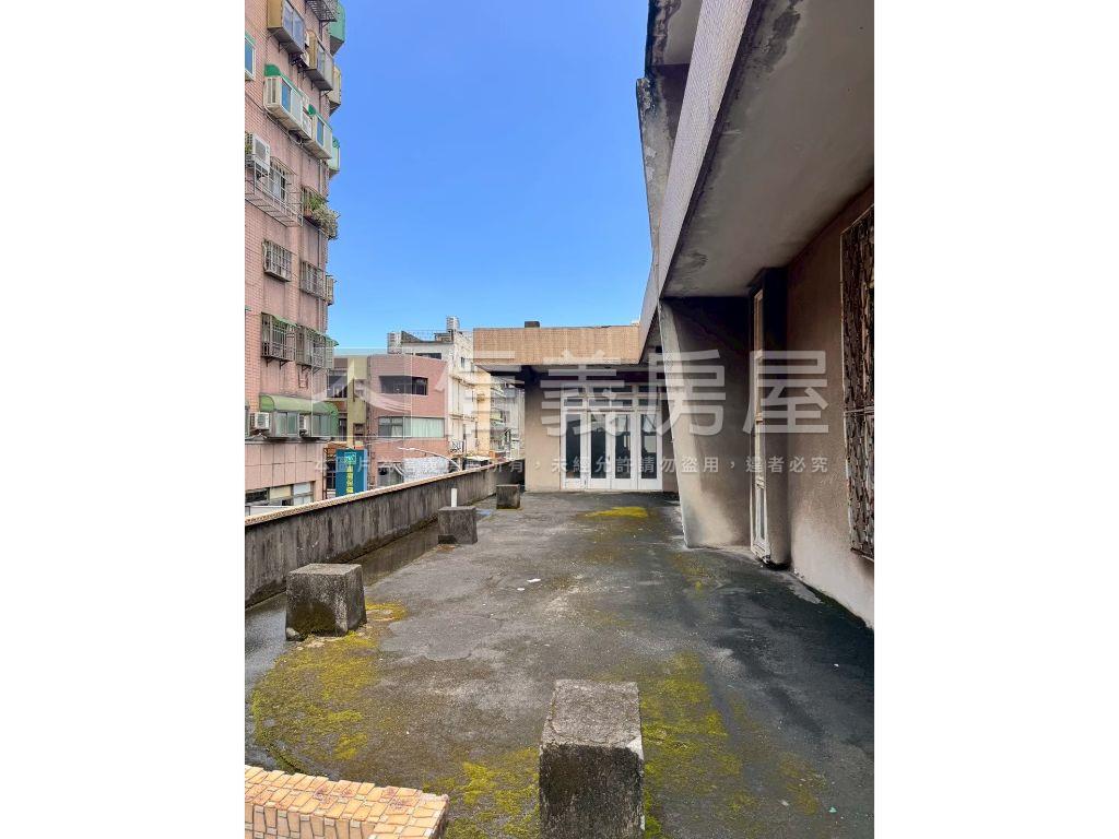 中山路透天房屋室內格局與周邊環境