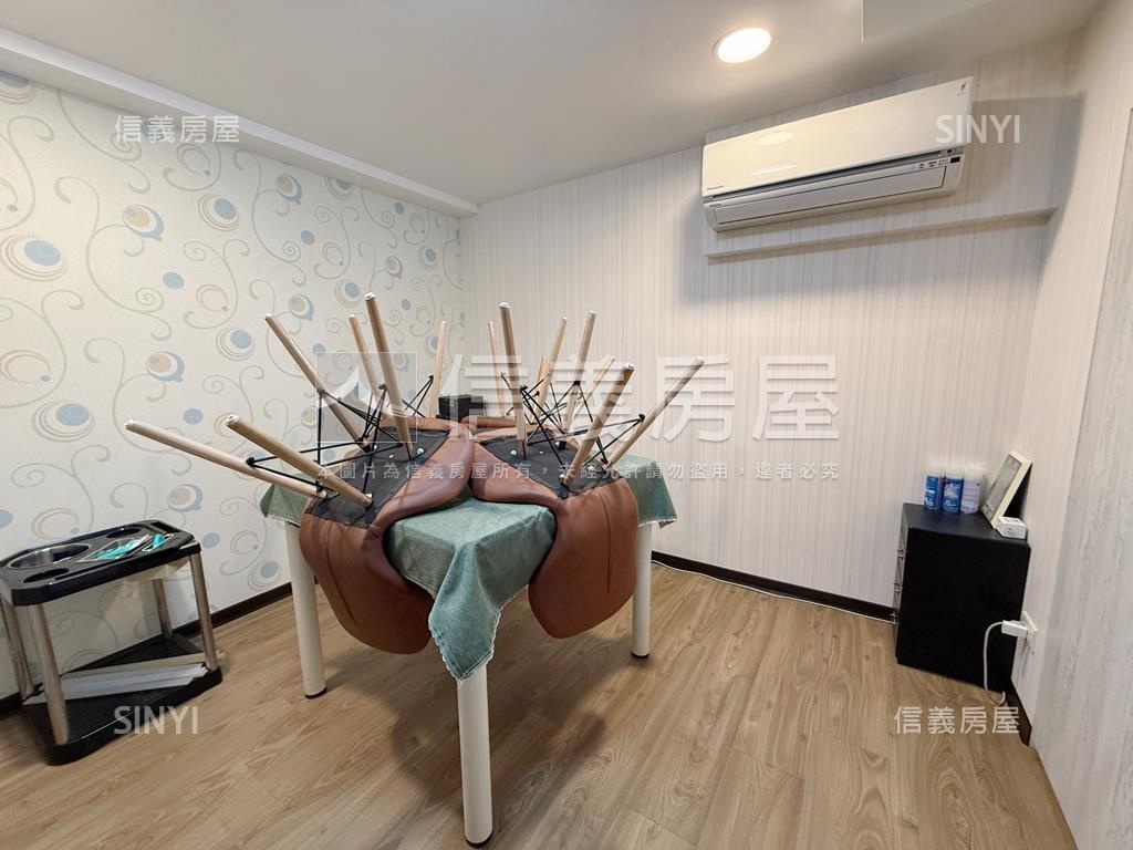 府中捷運站唯美裝潢挑高房屋室內格局與周邊環境