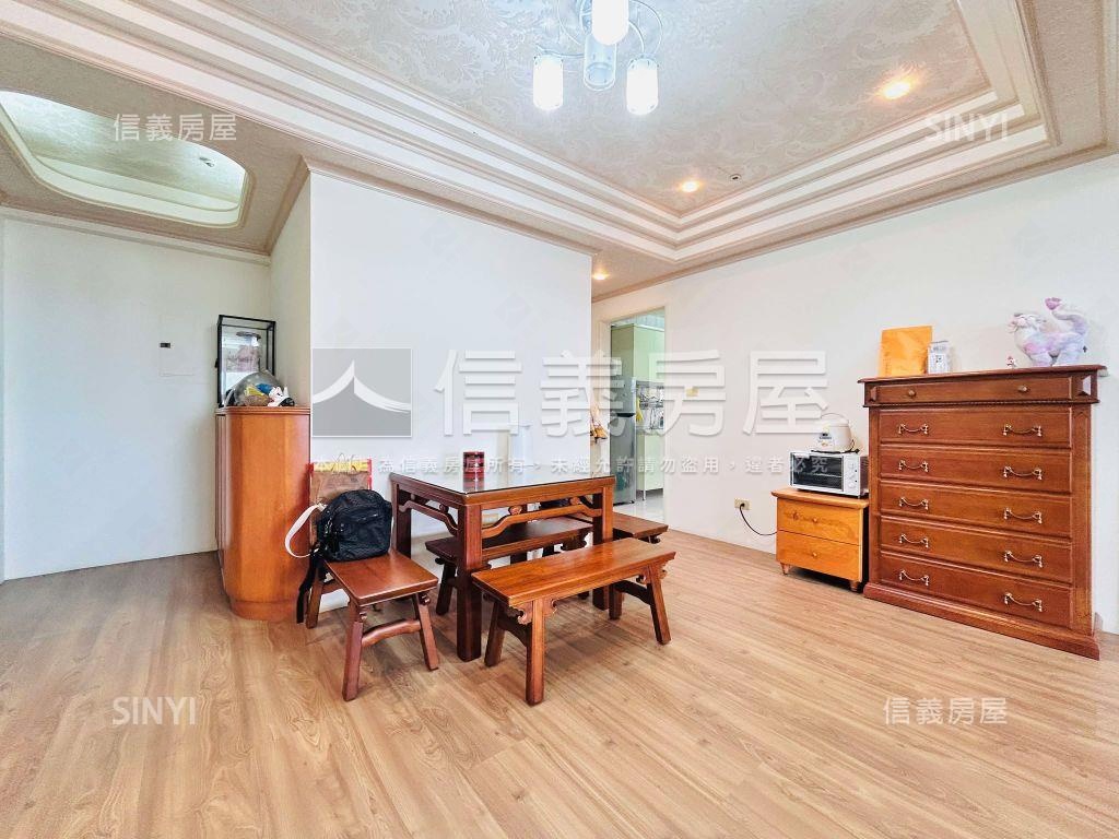 近市府縣府風華大２房房屋室內格局與周邊環境