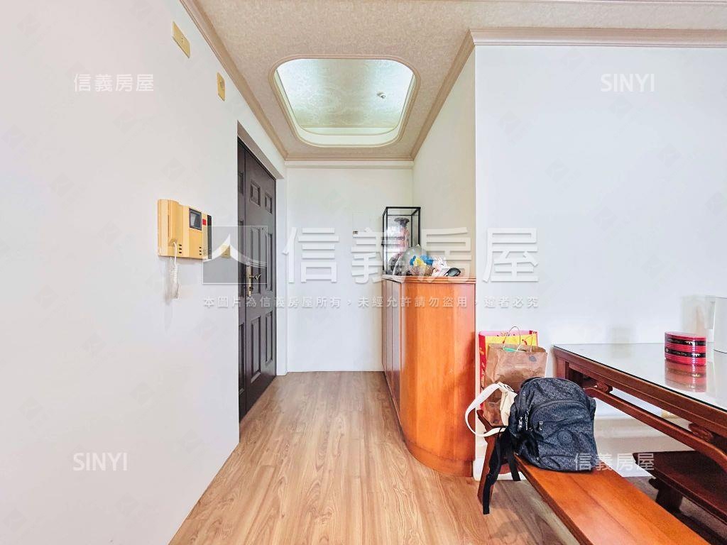 近市府縣府風華大２房房屋室內格局與周邊環境