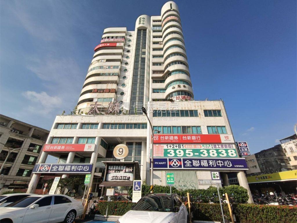 軍校路麥當勞旁百坪商辦房屋室內格局與周邊環境