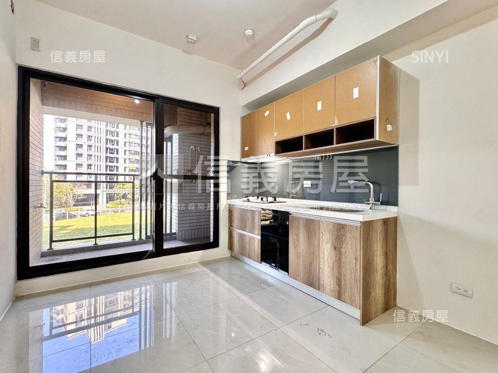 捷運丨雙衛開窗丨２房車位房屋室內格局與周邊環境