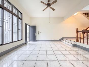 近竹東二重國小社區透天