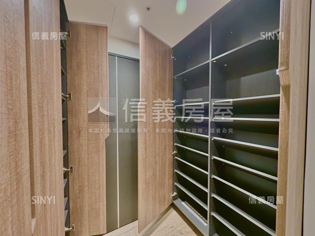 群英漂亮裝潢高樓三房車位房屋室內格局與周邊環境