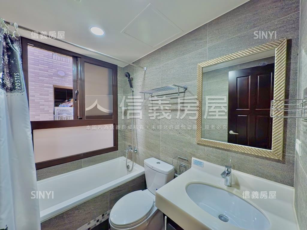 群英漂亮裝潢高樓三房車位房屋室內格局與周邊環境