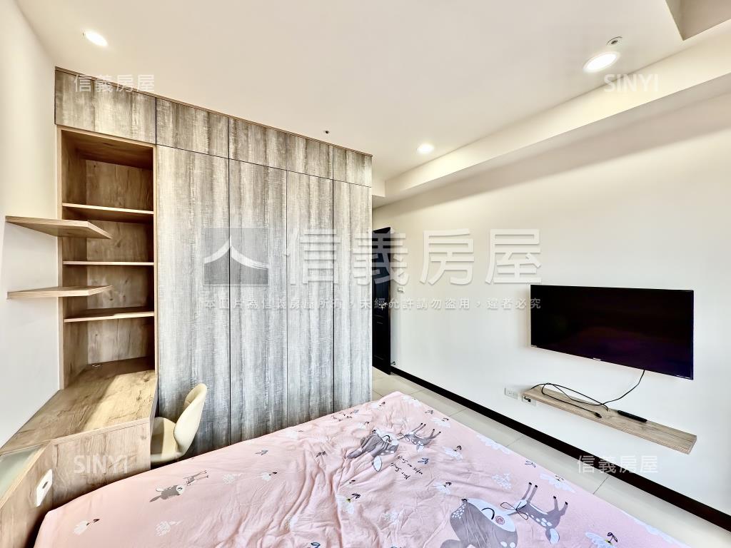 群英漂亮裝潢高樓三房車位房屋室內格局與周邊環境