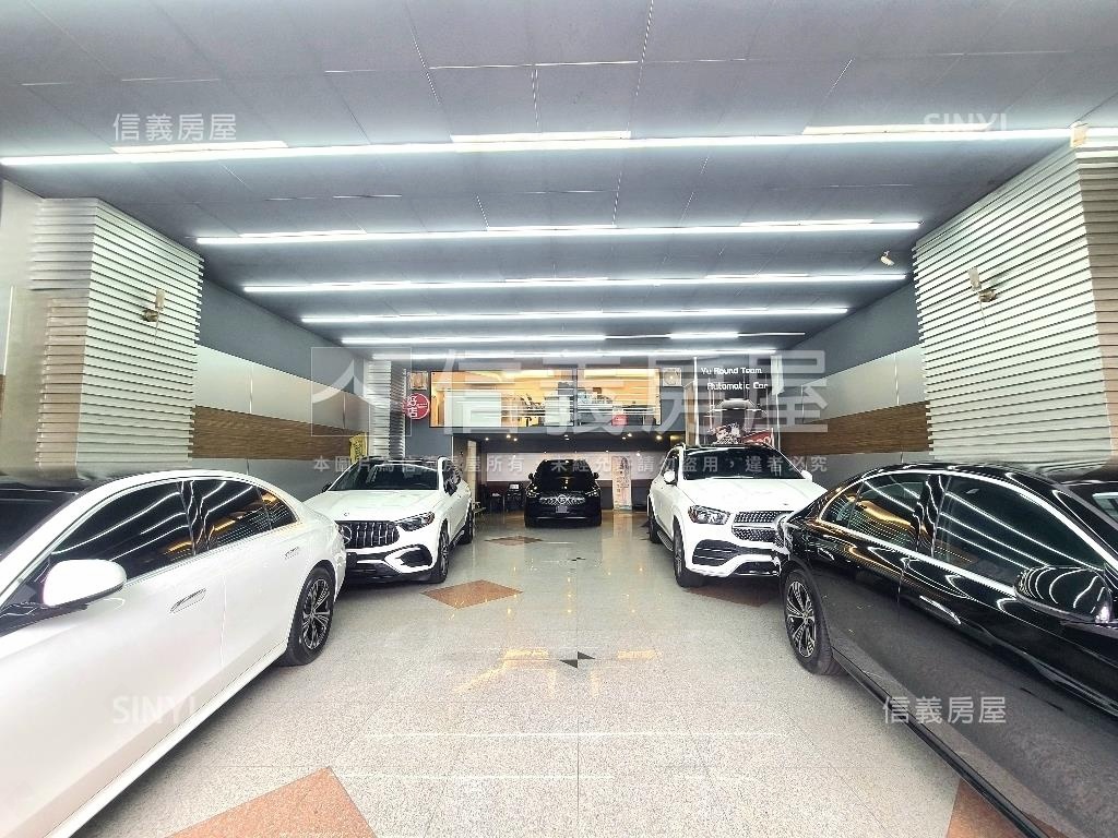 大興西路金店面附車位房屋室內格局與周邊環境
