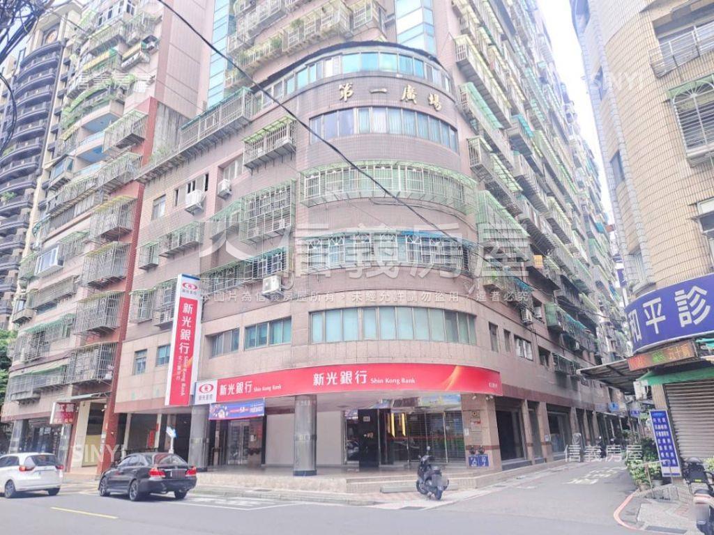 第一廣場六米面寬金店面房屋室內格局與周邊環境