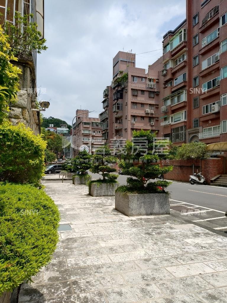 專任＊西湖大第＊珍稀釋出房屋室內格局與周邊環境