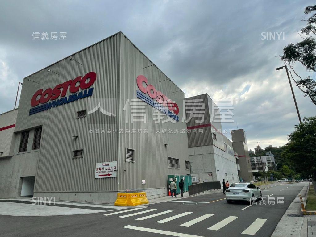 關渡百業皆宜稀有寬大店面房屋室內格局與周邊環境
