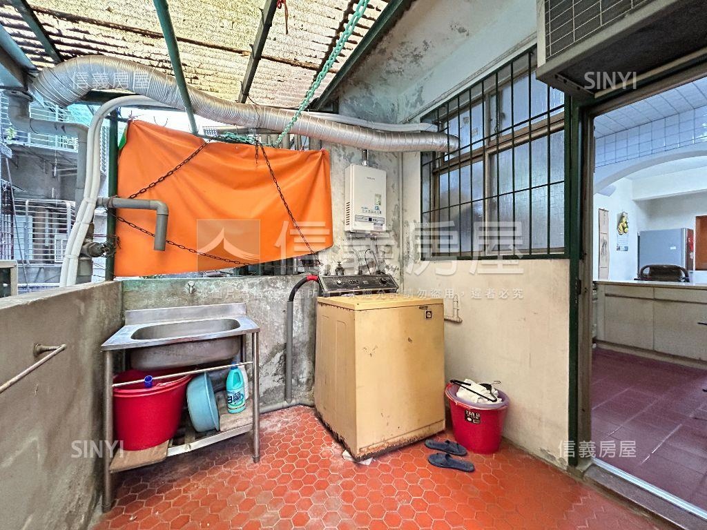 近捷運師大金華２樓美寓房屋室內格局與周邊環境