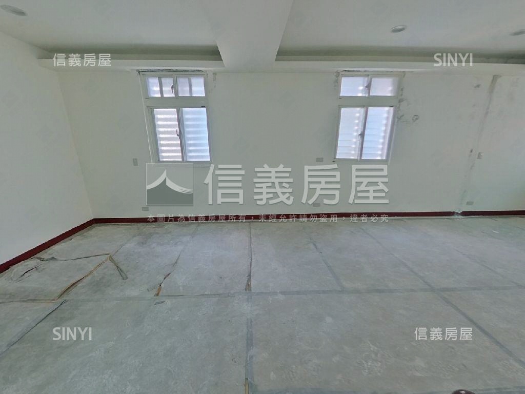 新莊體育館靜巷三角窗透天房屋室內格局與周邊環境