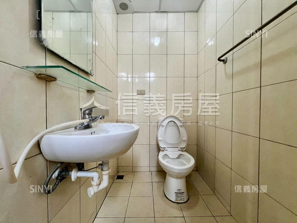 長榮中學｜綠蔭景觀收租寓房屋室內格局與周邊環境