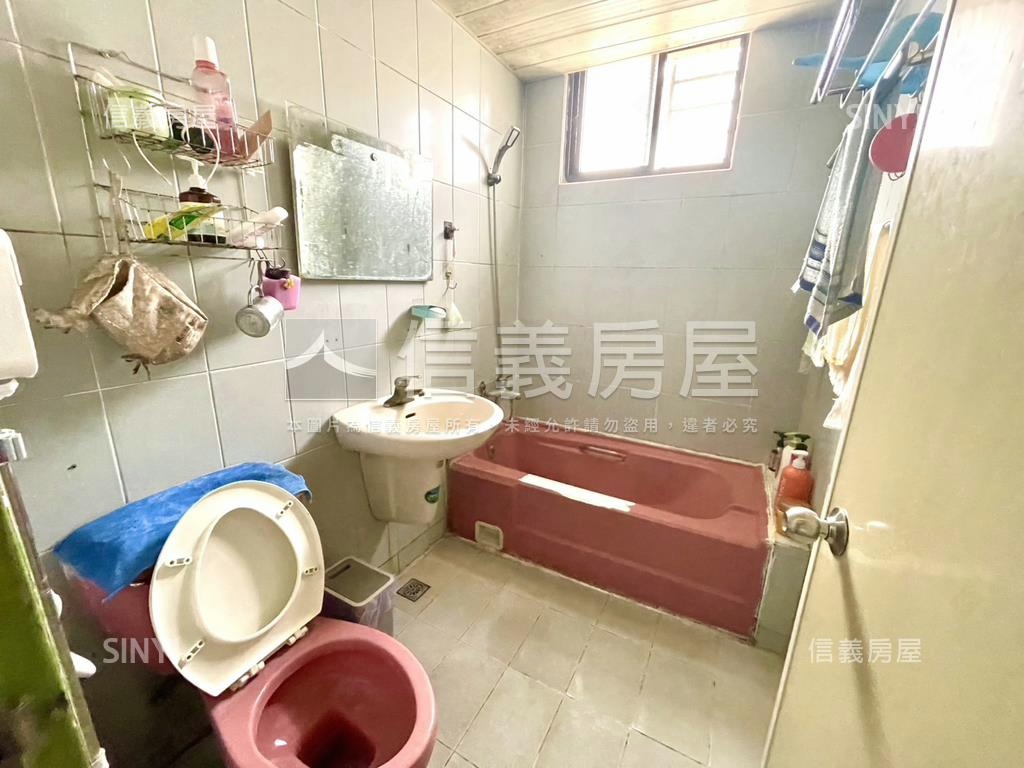 建工大三房健身公寓房屋室內格局與周邊環境