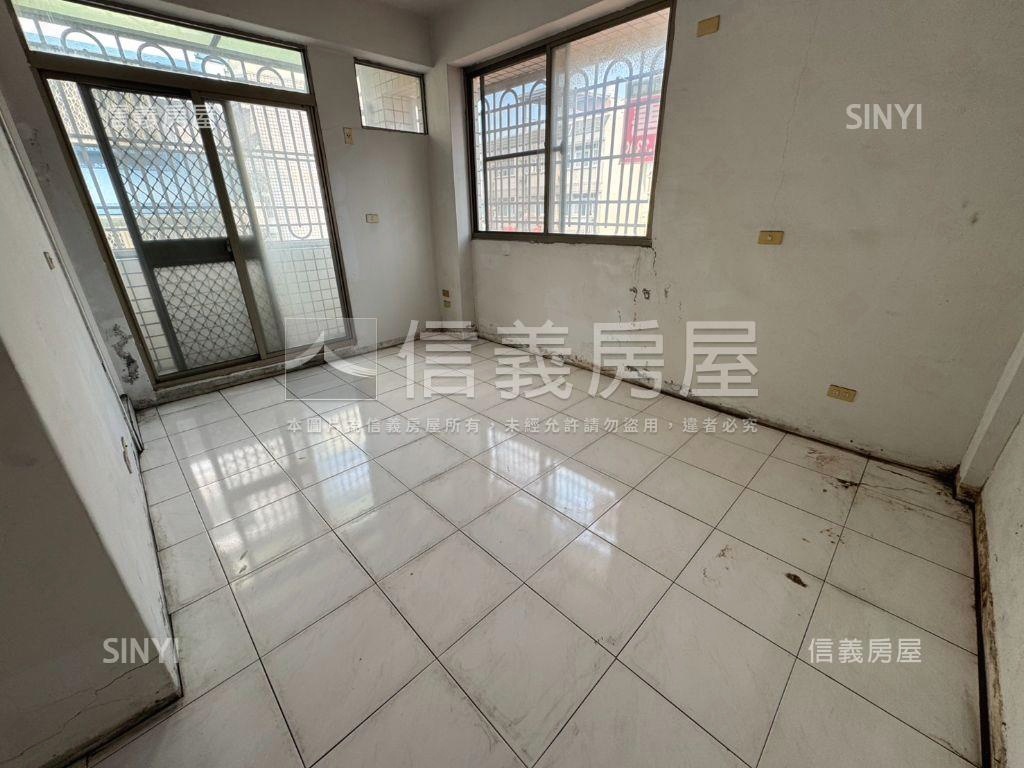 自強商圈經典傳統店住房屋室內格局與周邊環境