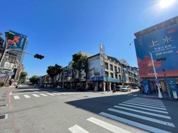 建國二路黃金店面