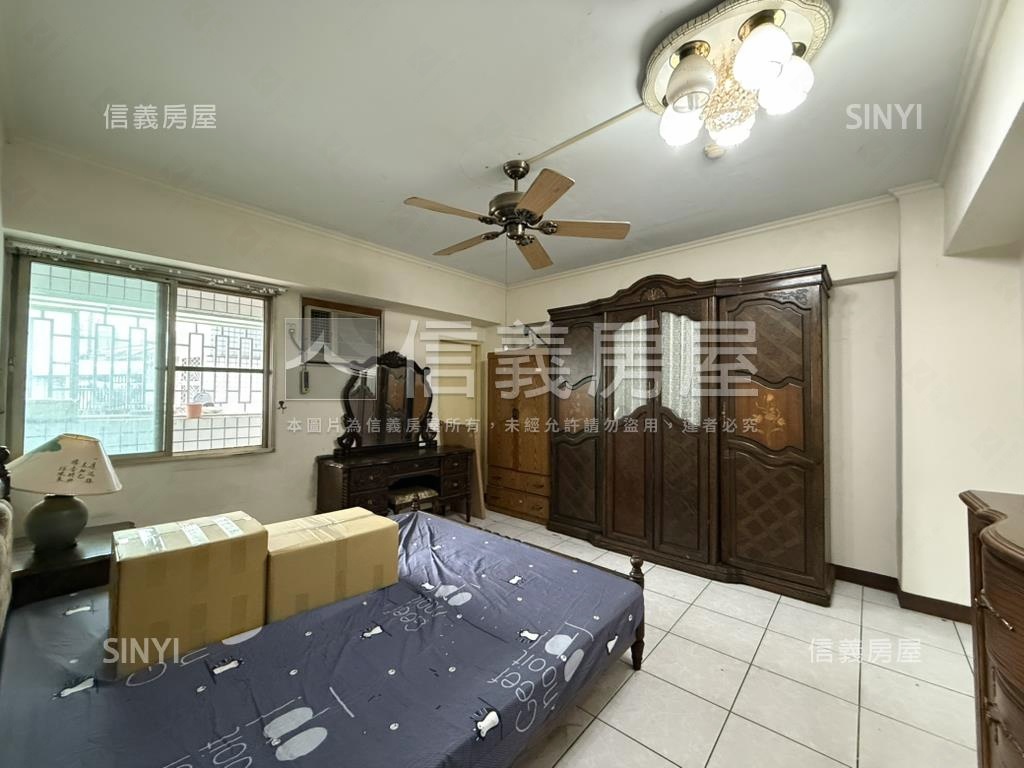 稀有西區大坪數華廈附平車房屋室內格局與周邊環境