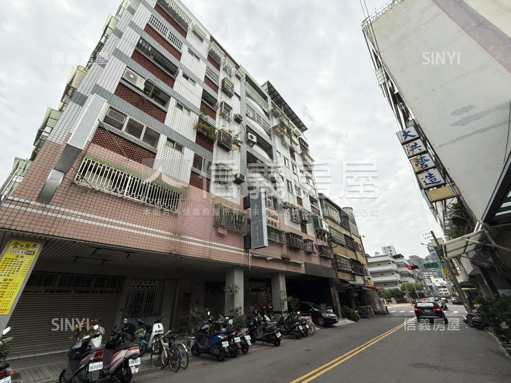 稀有西區大坪數華廈附平車房屋室內格局與周邊環境