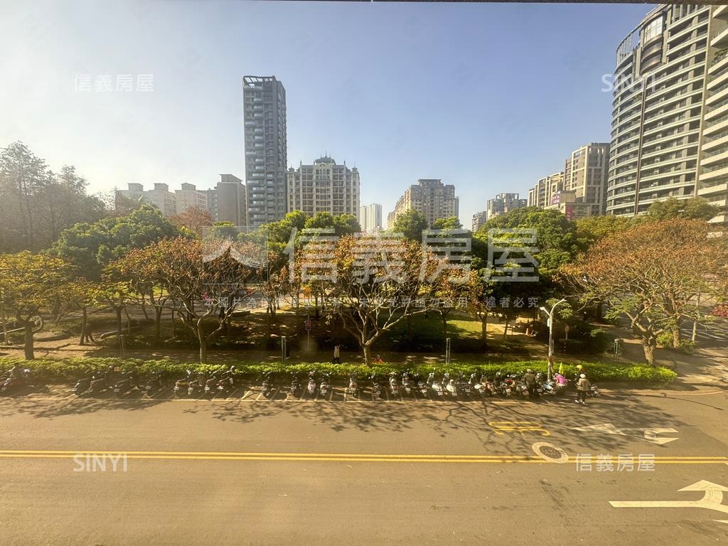 稀有釋出中央公園露臺戶房屋室內格局與周邊環境