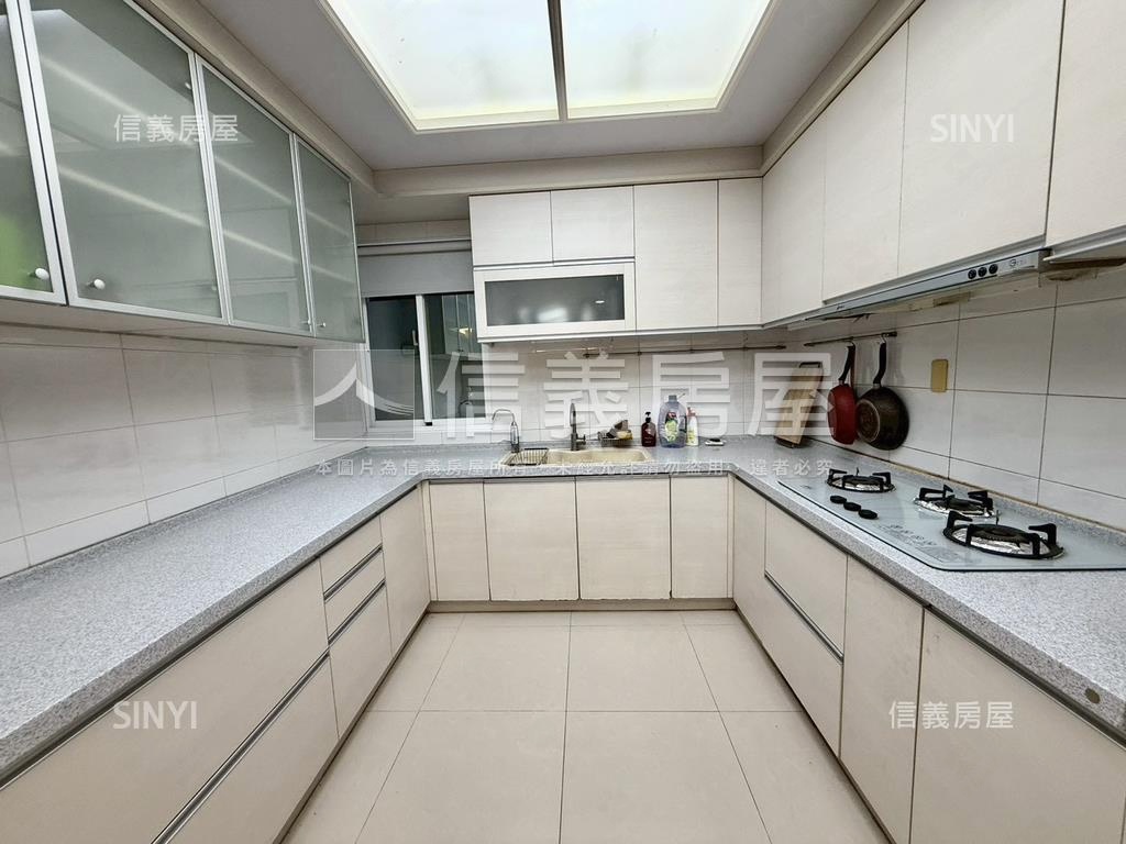 北港大地坪邊間店住房屋室內格局與周邊環境