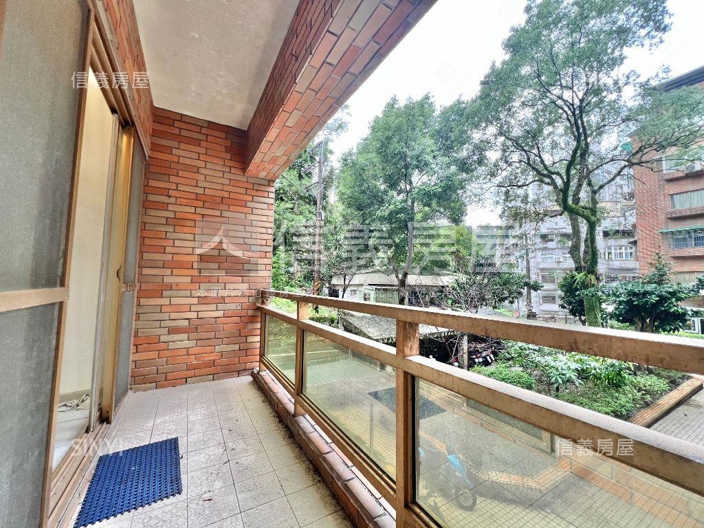 巨豪空間大三房加車位房屋室內格局與周邊環境