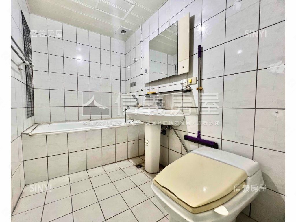 巨豪空間大三房加車位房屋室內格局與周邊環境