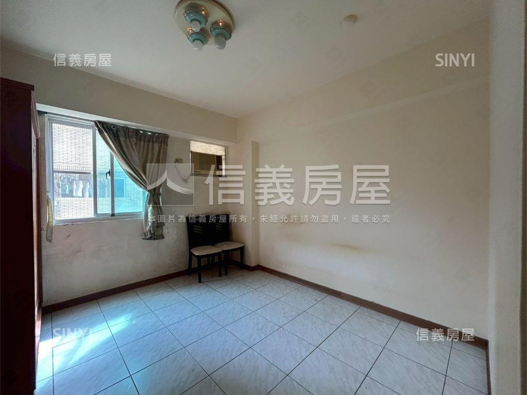 近交流道飛躍２１三房房屋室內格局與周邊環境