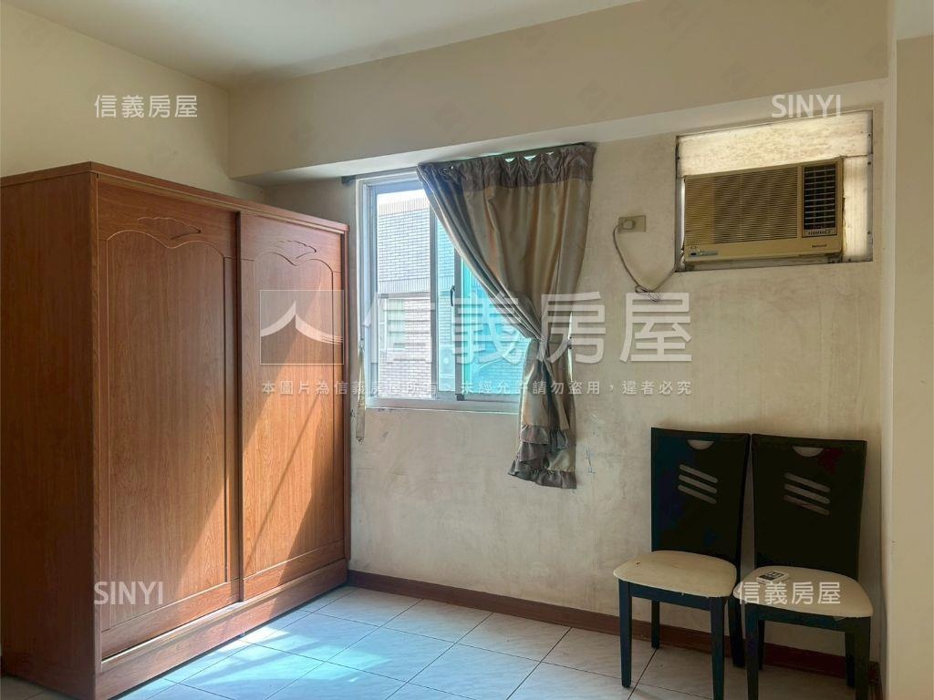 近交流道飛躍２１三房房屋室內格局與周邊環境