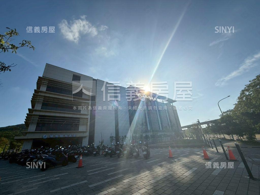 楊梅愛買旁好規劃三房房屋室內格局與周邊環境