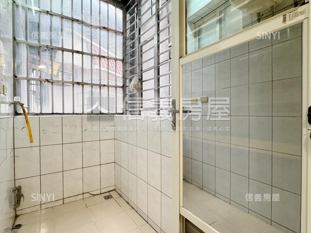 稀有壹貳參樓肆房大空間房屋室內格局與周邊環境